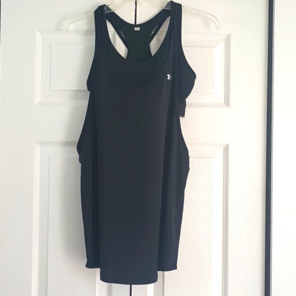 Under Armour racer back top with build in sports bra